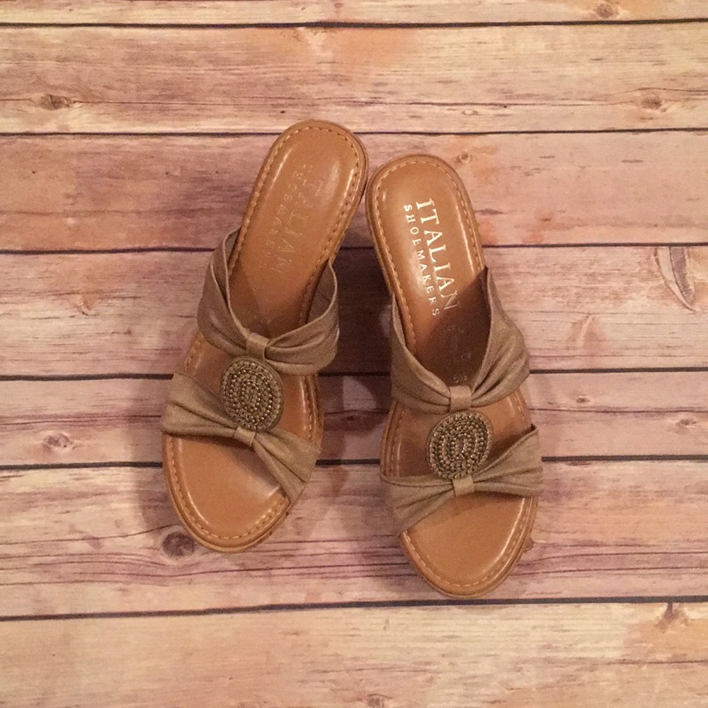 Italian shoemakers wedges